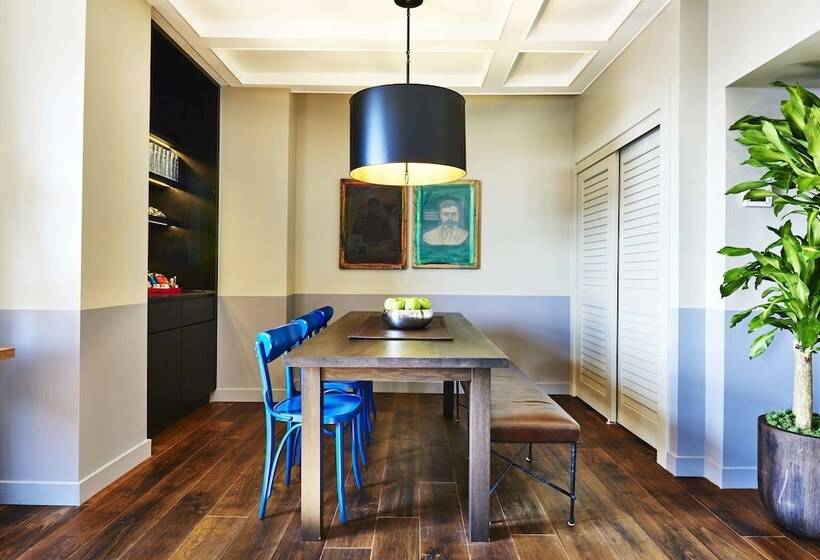 Люкс, The Hollywood Roosevelt