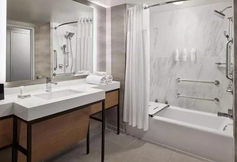 キングサイズベッドのスタンダードルーム, Washington Marriott At Metro Center