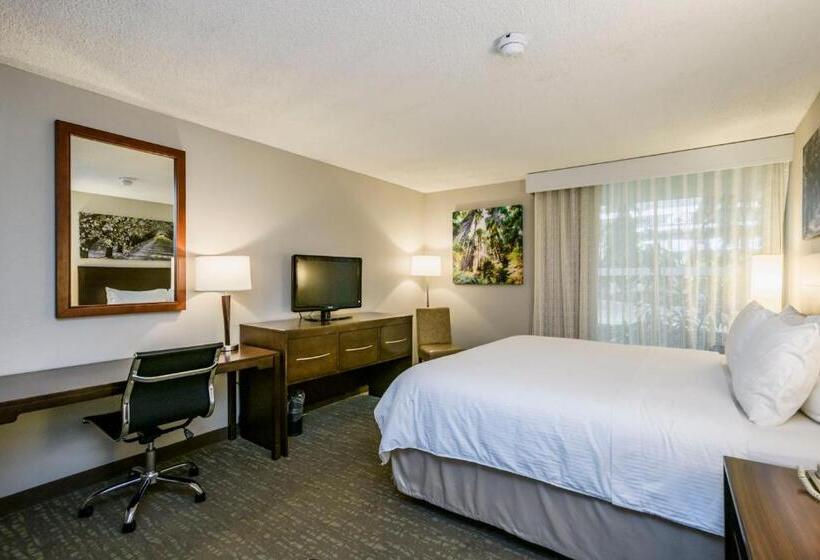 Стандартный Номер Кровать Кинг, Wyndham Garden Fresno Yosemite Airport