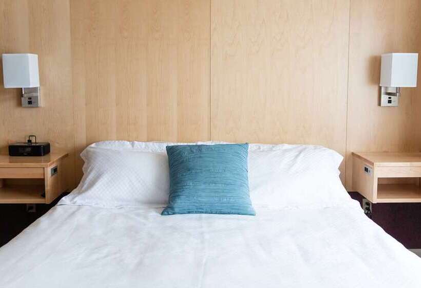 غرفة قياسية, The Verve Hotel Boston Natick, Tapestry Collection By Hilton