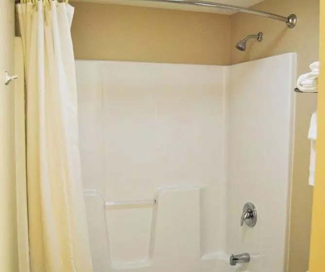 2ダブルベッドのスタンダードルーム, Americas Best Value Inn Saint Clairsville/wheeling