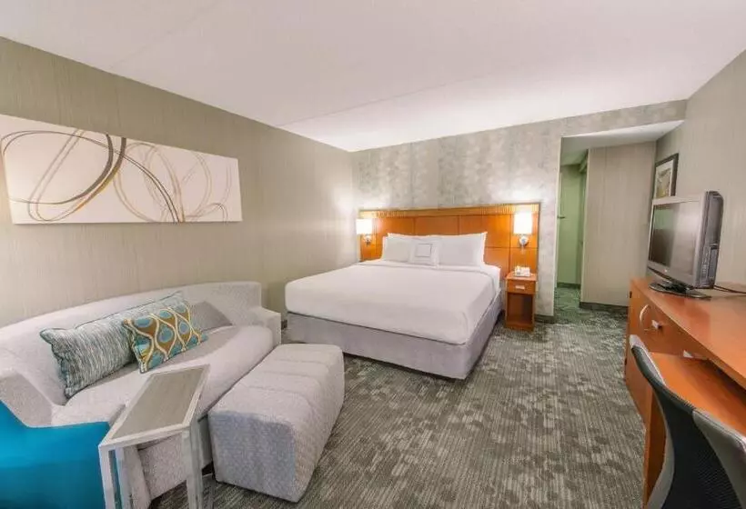 キングサイズベッドのスタンダードルーム, Courtyard By Marriott Nashua