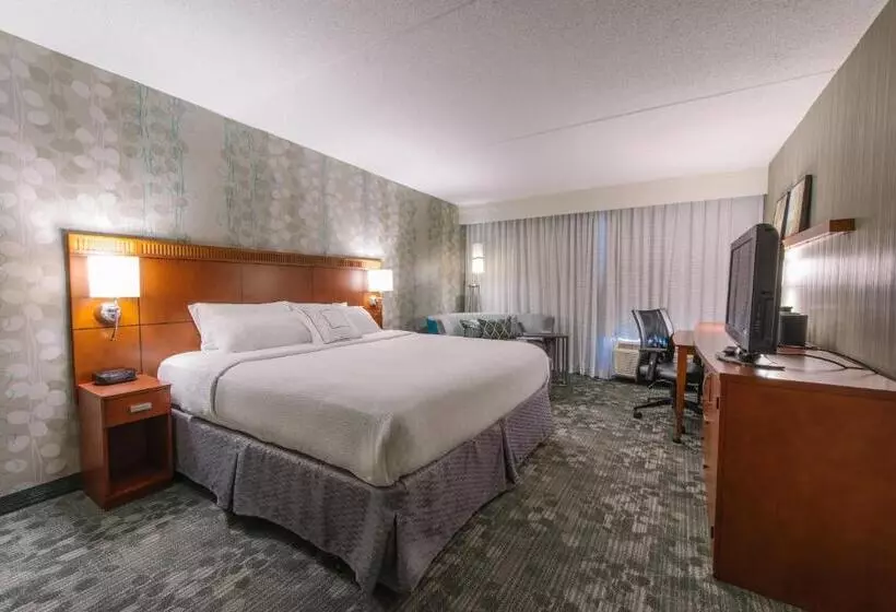 キングサイズベッドのスタンダードルーム, Courtyard By Marriott Nashua