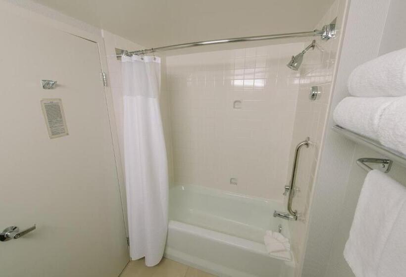 اتاق استاندارد با 2 تخت دوبل, Courtyard By Marriott Nashua