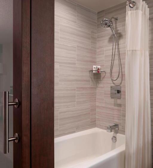 스탠다드 룸 더블 침대 2개, Fullerton Marriott At California State University
