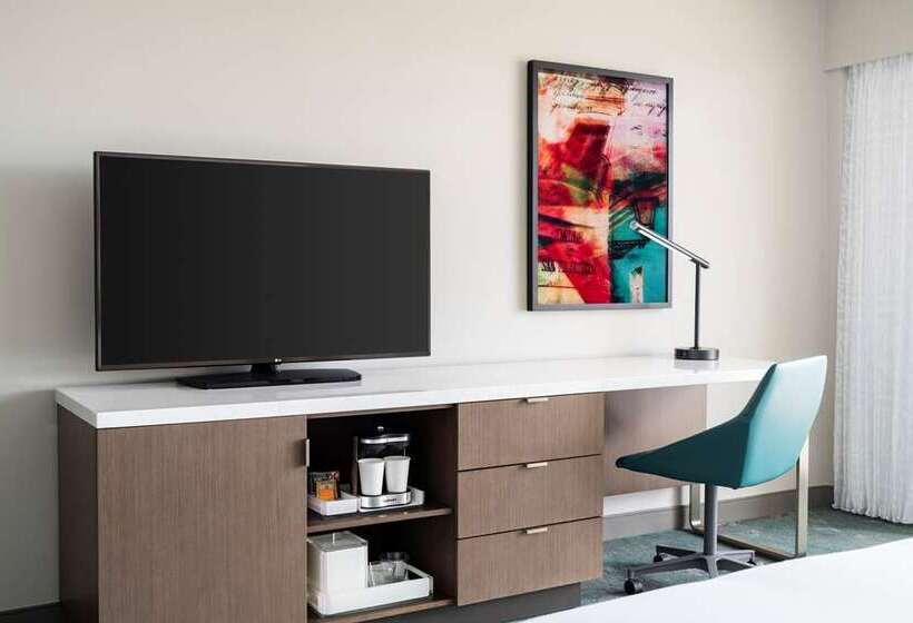 带大床的标准间, Hilton Fort Lauderdale Marina