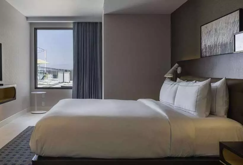 キングサイズベッドのスイートルーム, Hilton Fort Lauderdale Marina