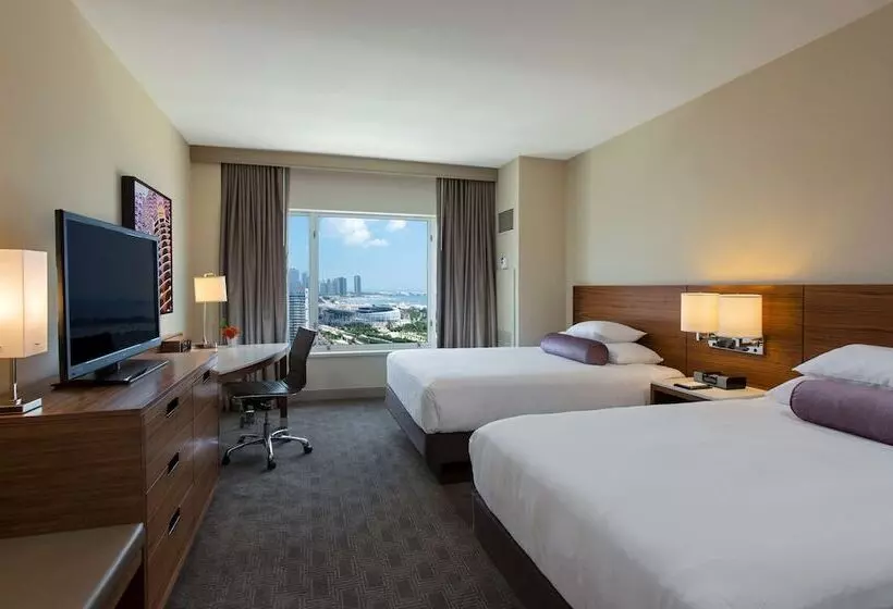 クイーンサイズベッドのスタンダードルーム, Hyatt Regency Mccormick Place Chicago