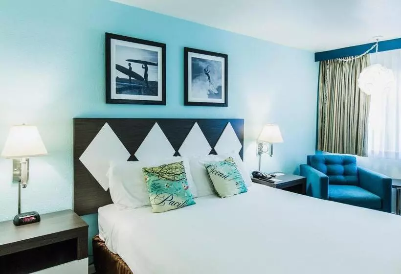 اتاق استاندارد با تخت بزرگ, Kings Inn