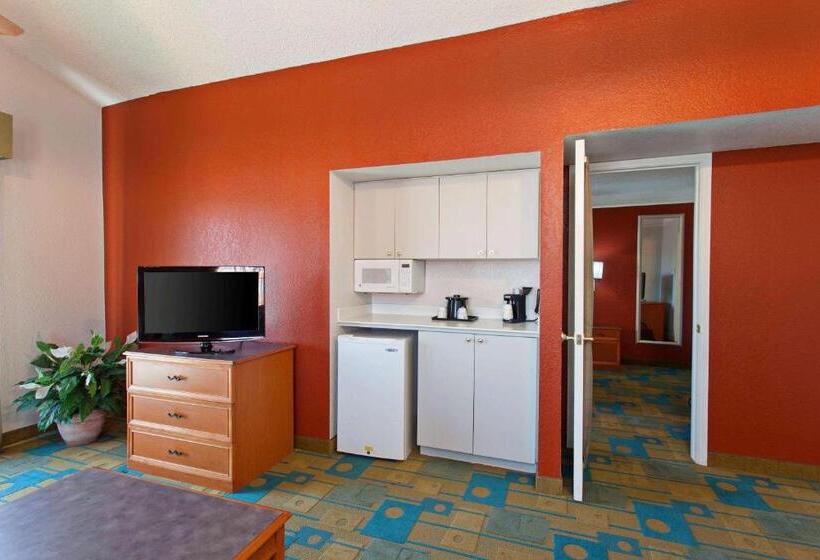 جناح سرير كينج, La Quinta Inn By Wyndham Costa Mesa Orange County