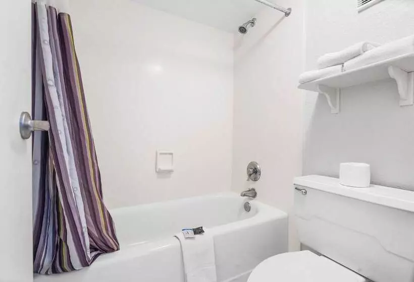 ２ダブルベッドのスタンダードルーム, La Quinta Inn By Wyndham Costa Mesa Orange County