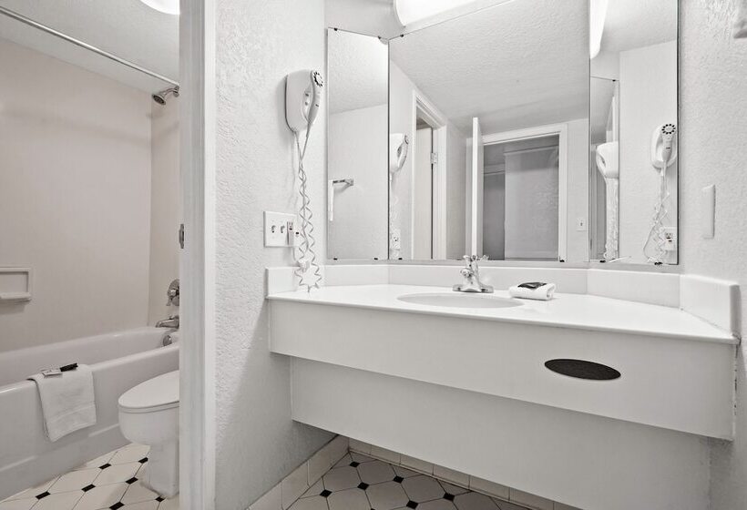 غرفه قياسيه سريرين مزدوجين, La Quinta Inn By Wyndham Costa Mesa Orange County