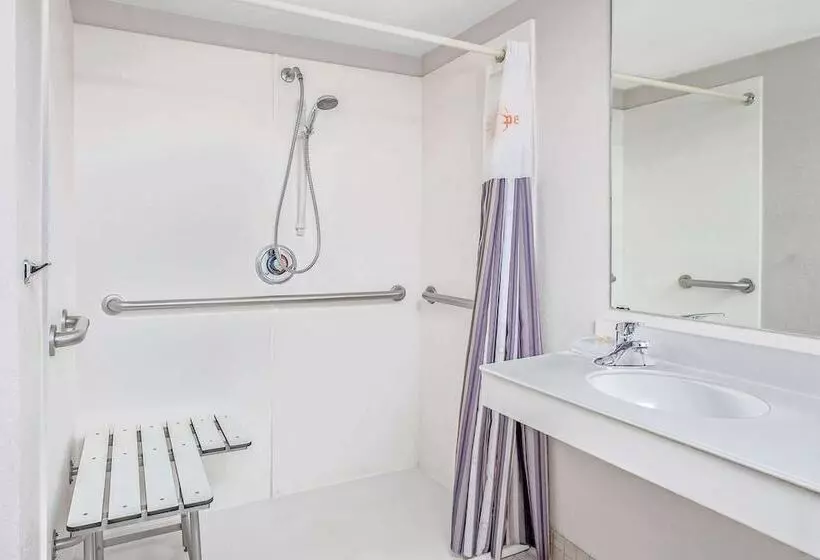 Standard-invahuone King-vuode, La Quinta Inn By Wyndham Reno