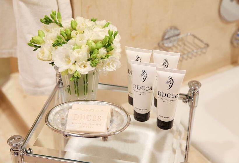 豪华套房, Lowell