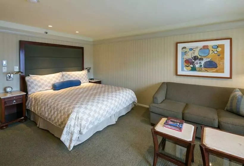 景色の見えるダブルベッドスタンダードルーム, Monterey Bay Inn