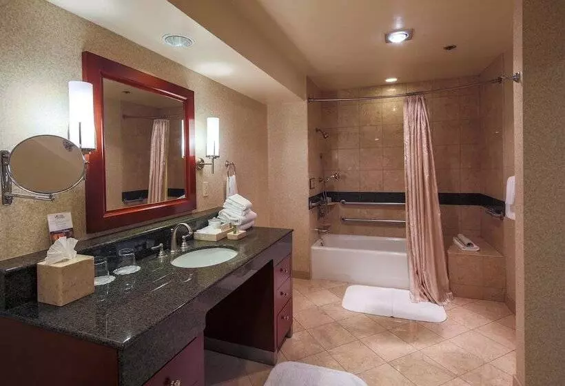 景色の見えるダブルベッドスタンダードルーム, Monterey Bay Inn