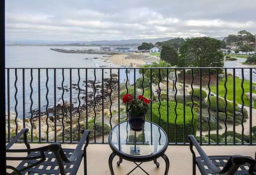景色の見えるダブルベッドスタンダードルーム, Monterey Bay Inn