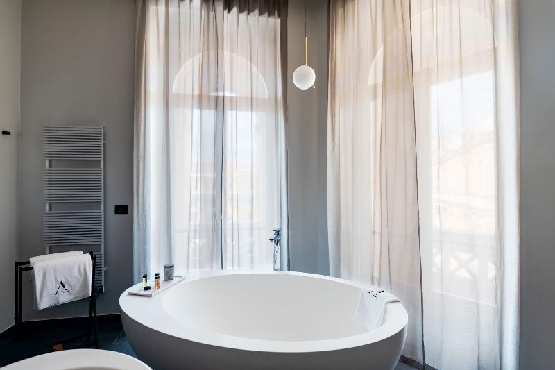 غرفة ديلوكس, Mount Airy Casino Resort   Adults Only 21 Plus