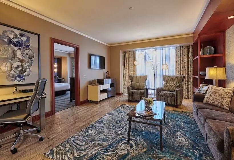 キングサイズベッドのスイートルーム, Mount Airy Casino Resort   Adults Only 21 Plus