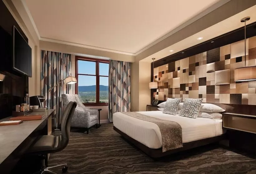 レイクビューデラックスルーム, Mount Airy Casino Resort   Adults Only 21 Plus