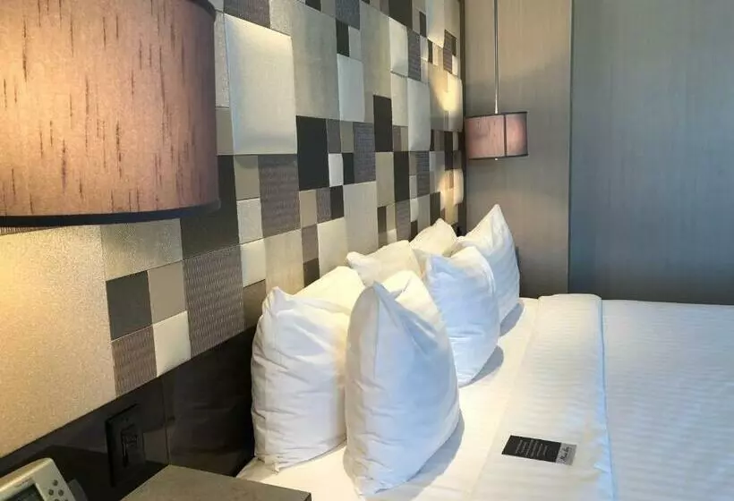 デラックスルーム, Mount Airy Casino Resort   Adults Only 21 Plus