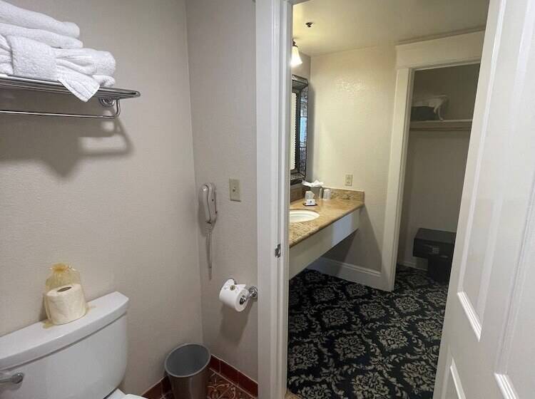 스탠다드 룸, The Mission Inn Hotel And Spa