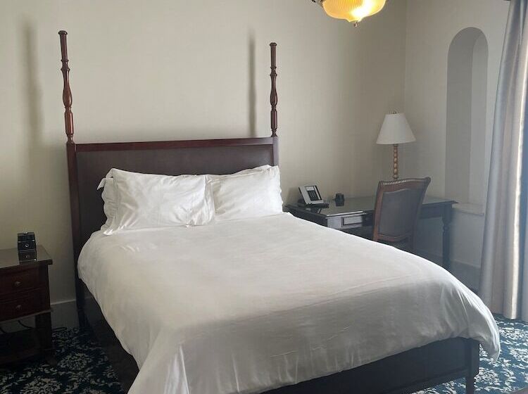 스탠다드 룸 킹사이즈 침대, The Mission Inn Hotel And Spa