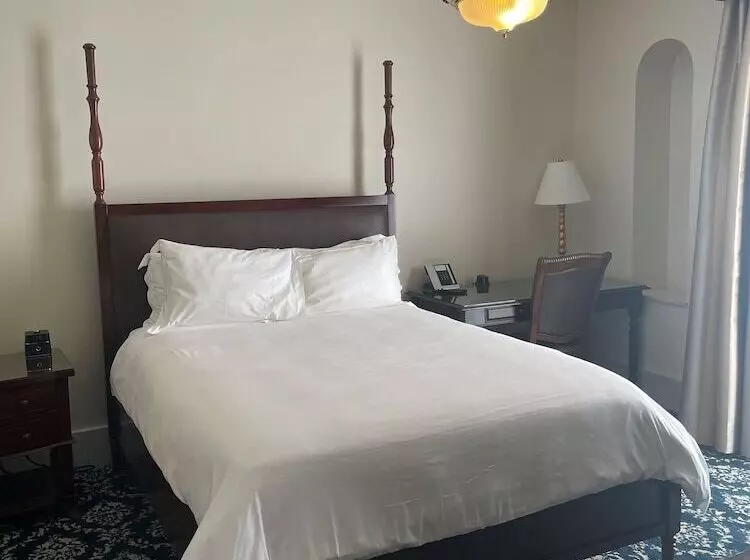اتاق استاندارد با تخت بزرگ, The Mission Inn Hotel And Spa