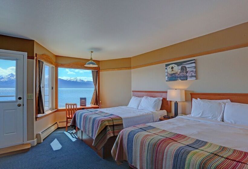 غرفه قياسيه سريرين مزدوجين, Land S End