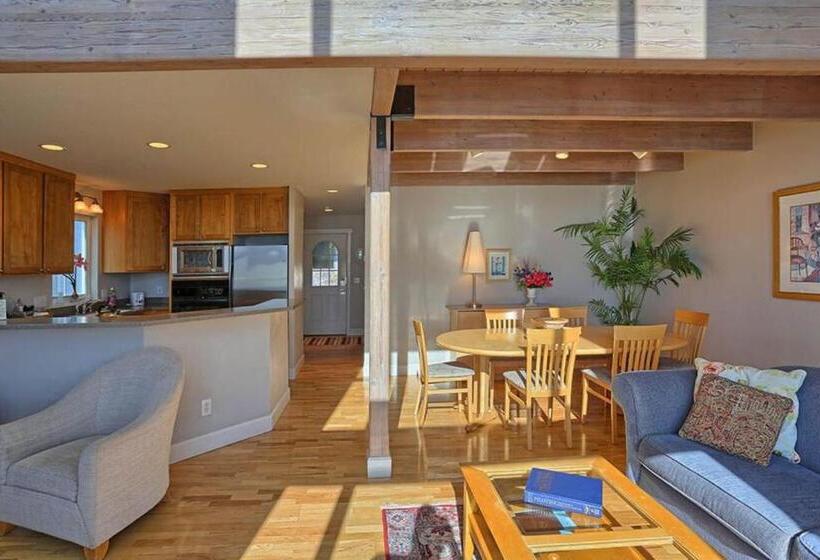 منزل 3 غرف نوم, Land S End