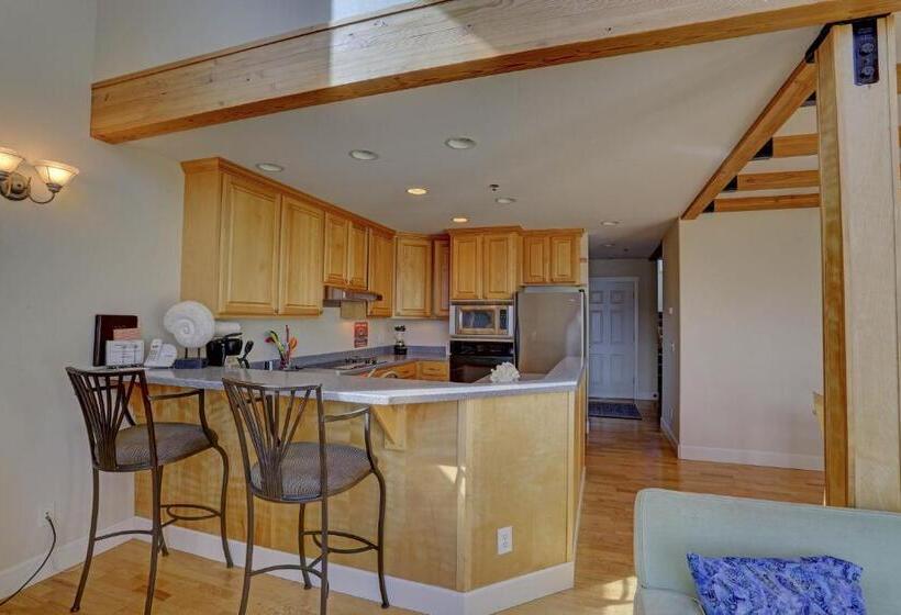 منزل 3 غرف نوم, Land S End