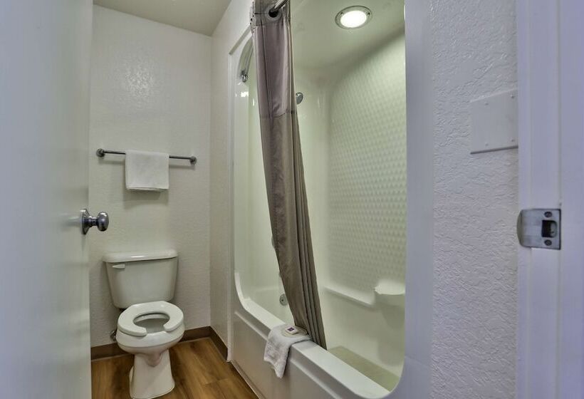 اتاق استاندارد با 2 تخت دوبل, Motel 6 Flagstaff, Az   Butler