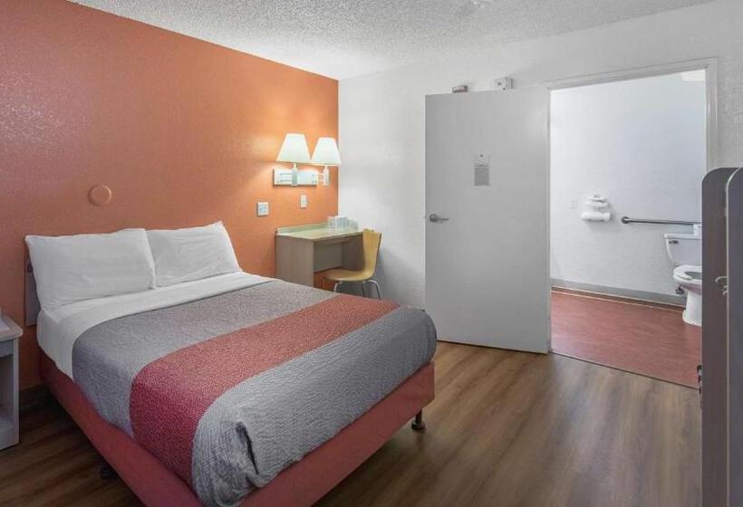 스탠다드 룸 킹사이즈 침대, Motel 6 Medford, Or   North