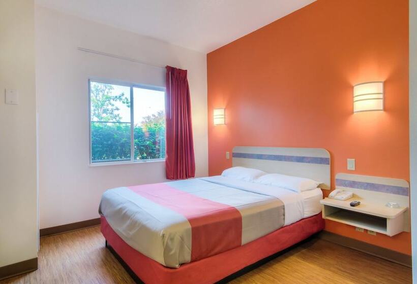 غرفة ديلوكس, Motel 6 Prescott, Az