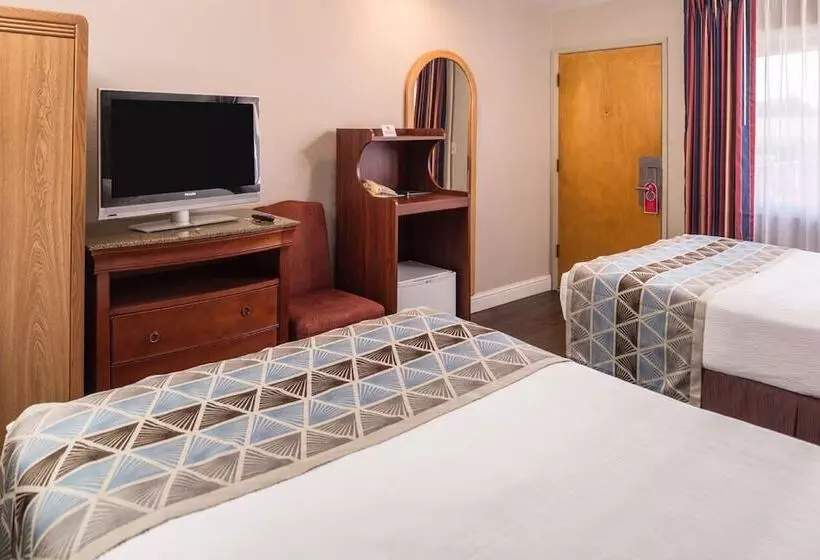 اتاق استاندارد, Laurel Inn & Conference Center