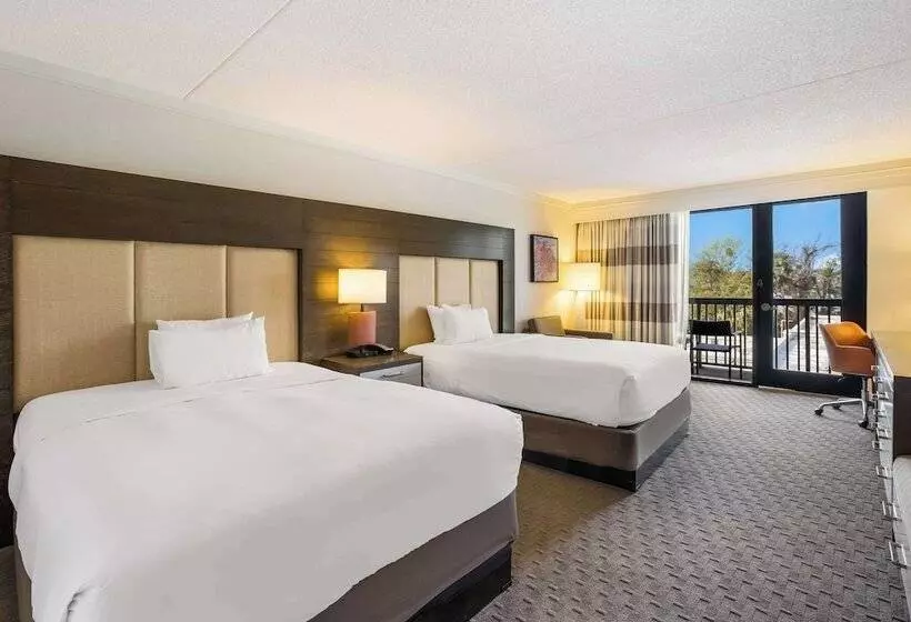 Deluxe-huone Soveltuu Liikuntarajoitteisille, Sonesta Resort  Hilton Head Island