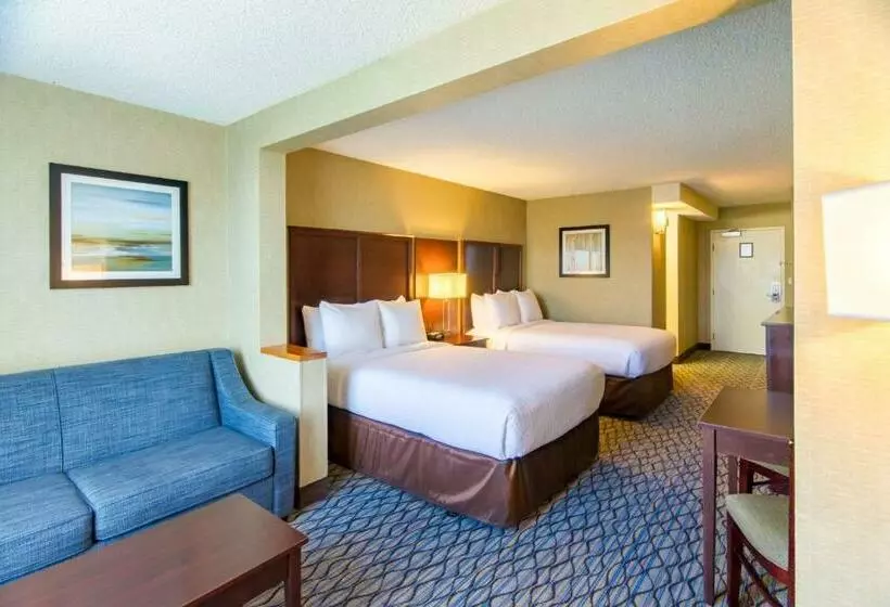 سوییت, Clarion Hotel Anaheim Resort