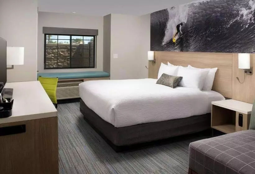 身障者適用キングサイズベッドルーム, Best Western Beachside Inn