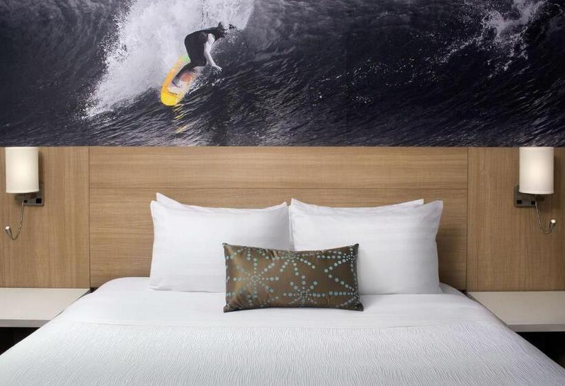 身障者適用キングサイズベッドルーム, Best Western Beachside Inn
