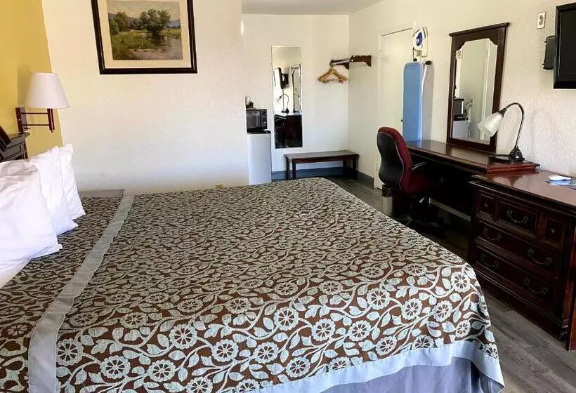 キングサイズベッドのスタンダードルーム, Days Inn By Wyndham Van Horn Tx