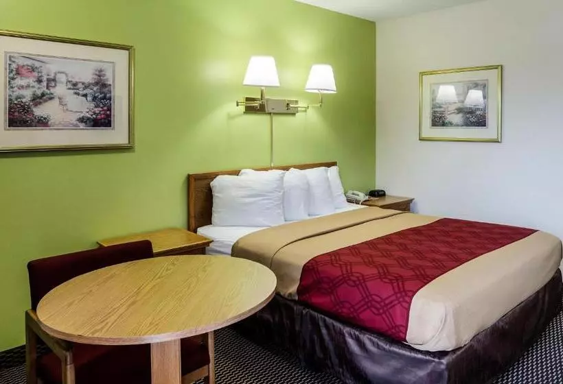 キングサイズベッドのスタンダードルーム, Econo Lodge University
