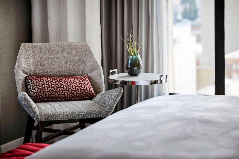 Номер Клуб, Jw Marriott San Francisco Union Square