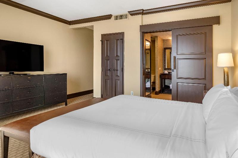 Президентский Люкс, Omni Austin Hotel Downtown