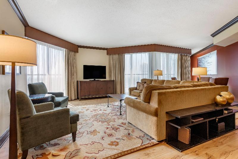 Президентский Люкс, Omni Austin Hotel Downtown