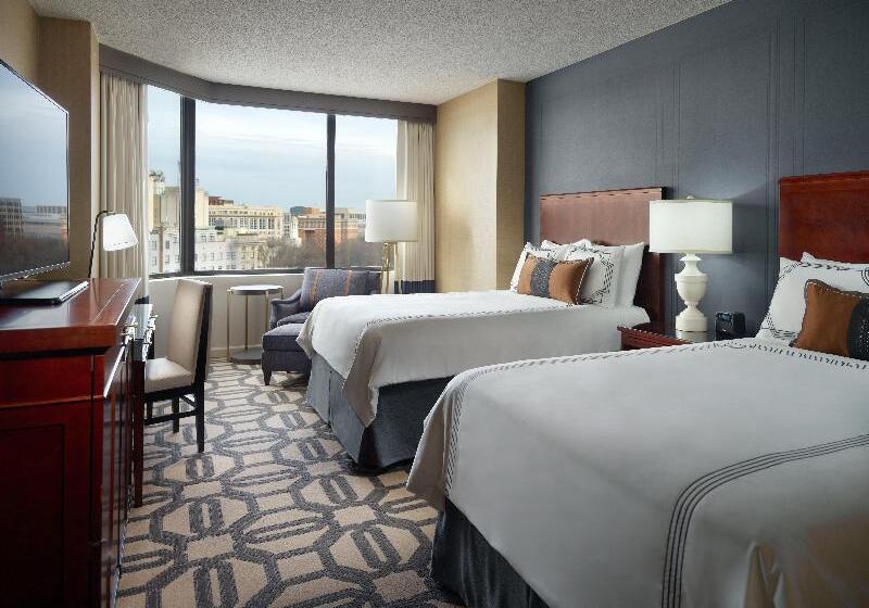 Номер Deluxe, Omni Richmond