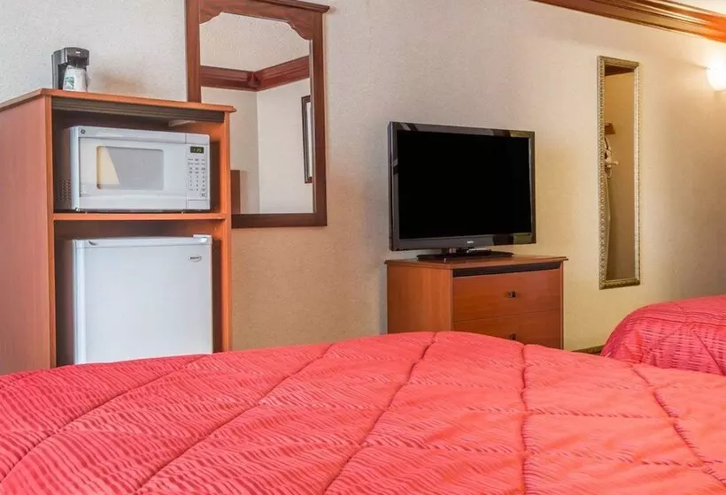 ２ダブルベッドのスタンダードルーム, Quality Inn & Conference Center