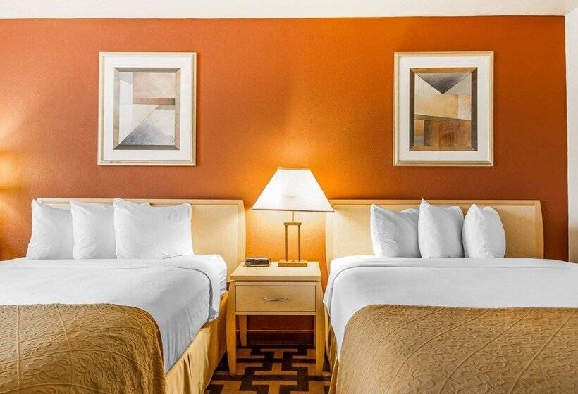 غرفه قياسيه سريرين مزدوجين, Quality Inn Petaluma   Sonoma
