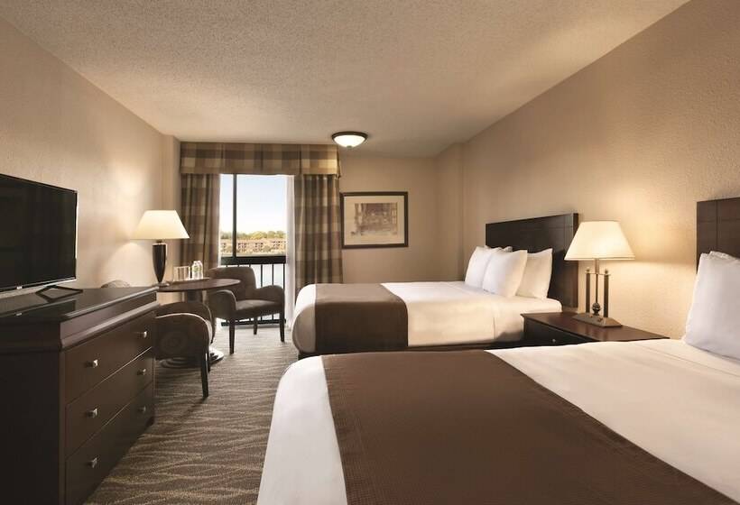 غرفه قياسيه سريرين مزدوجين, Radisson Hotel Louisville North