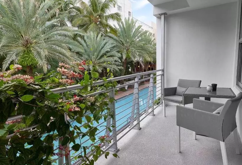キャビン, National Hotel, An Adult Only Oceanfront Resort