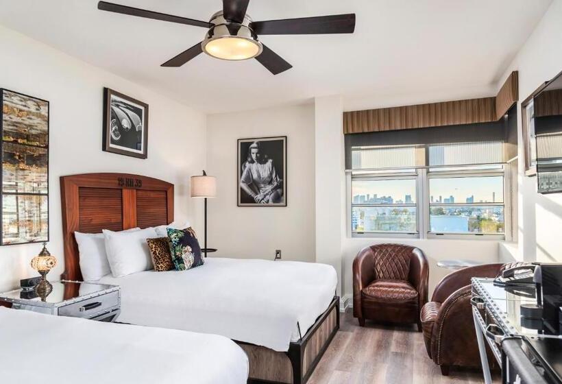 Standard Room 2 Double Beds